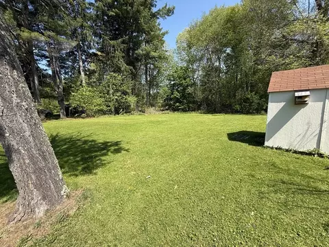 23 Crescent St, Ware, MA 01082 photo 9