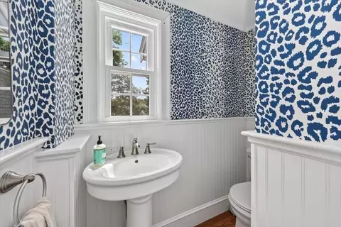 11 Ship St, Hingham, MA 02043 photo 17