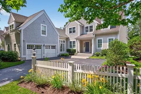 20 Wickertree, Plymouth, MA 02360