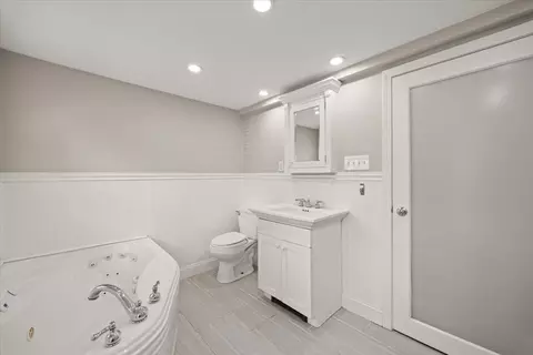 Bath - 62 Pleasant Cir, Canton, MA 02021 photo 1 of 2