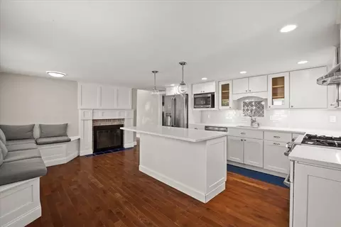 Kitchen - 62 Pleasant Cir, Canton, MA 02021 photo 1 of 6