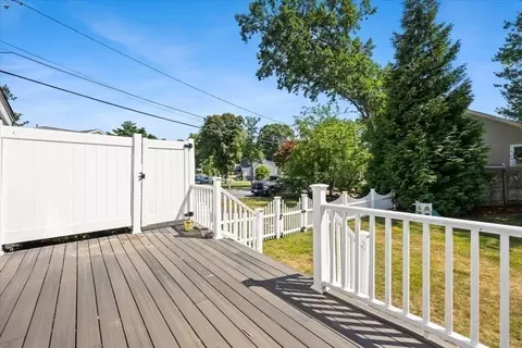 Exterior - 62 Pleasant Cir, Canton, MA 02021 photo 4 of 6