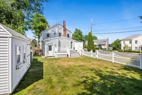 Exterior - 62 Pleasant Cir, Canton, MA 02021 photo 5 of 6
