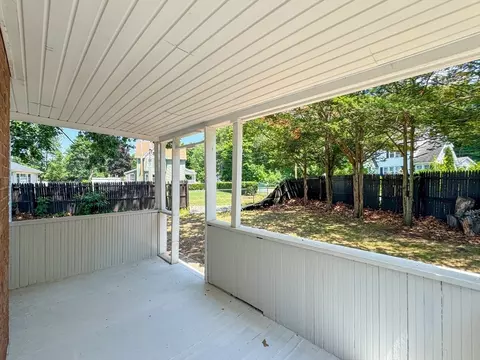 4 Wolfe St, Chicopee, MA 01020 photo 20