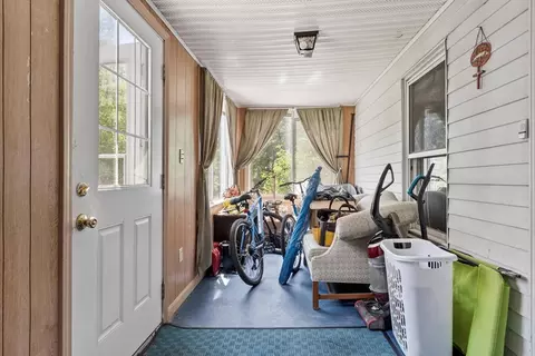 Exterior - 205 Pine St, Gardner, MA 01440 photo 7 of 7