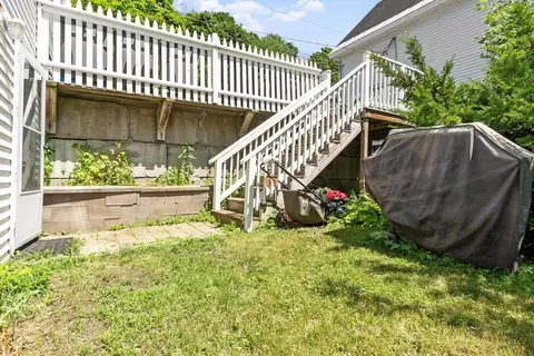 Exterior - 205 Pine St, Gardner, MA 01440 photo 6 of 7