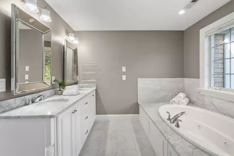 175 Schoolmasters Ln, Dedham, MA 02026 photo 20