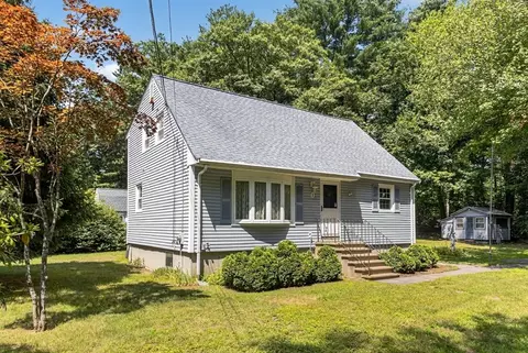 1 Ridgeway Ave, Billerica, MA 01821