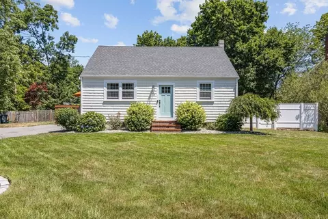 14 Cary Rd, Plymouth, MA 02360