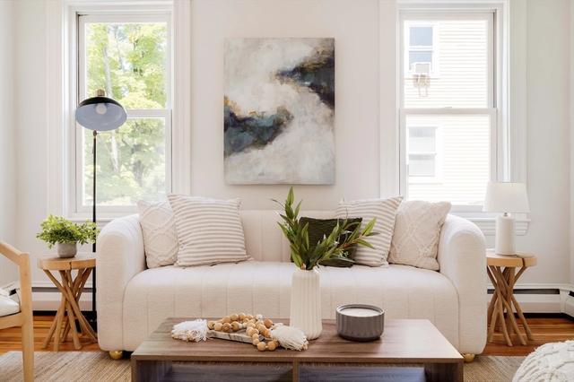 126 Kinnaird St #2, Cambridge, MA 02139