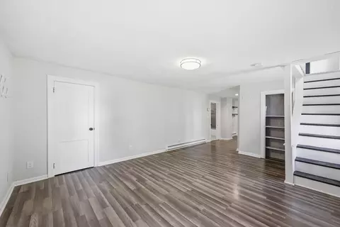 70 Milton St, Springfield, MA 01151 photo 8