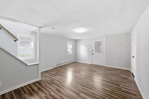 70 Milton St, Springfield, MA 01151 photo 10