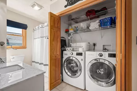 31 Bates St, Danvers, MA 01923 photo 25