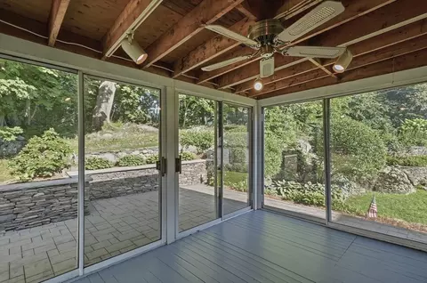 31 Eastern Ave, Woburn, MA 01801 photo 16