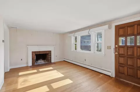 31 Eastern Ave, Woburn, MA 01801 photo 23