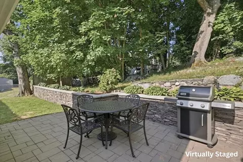 31 Eastern Ave, Woburn, MA 01801 photo 7