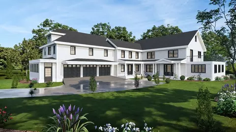 51 Smith St, Wellesley, MA 02482