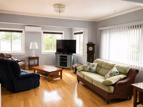 45 Riverside St, Danvers, MA 01923 photo 9