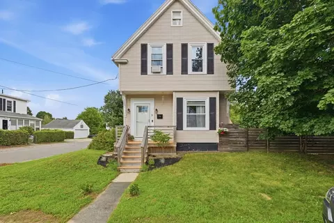9 Munroe St, Haverhill, MA 01830