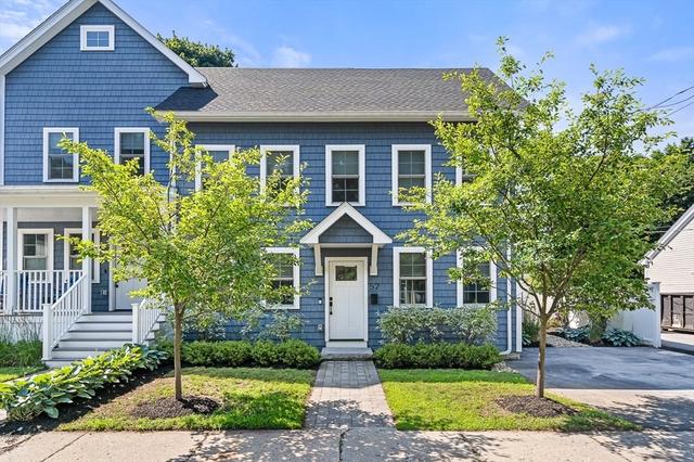 52 Salem St #52, Winchester, MA 01890