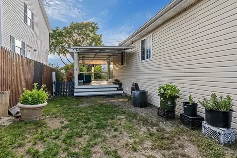 Exterior - 175 Slade St, Fall River, MA 02724 photo 6 of 7