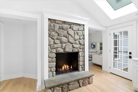 19 Planters Field Ln, Hingham, MA 02043 photo 5