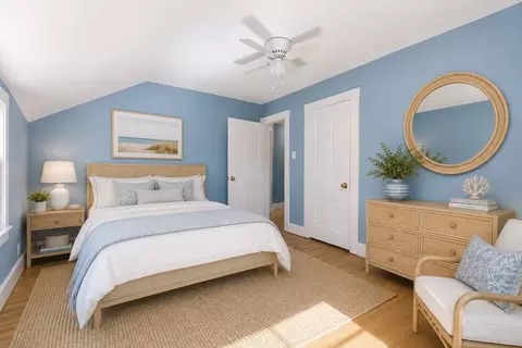 Bedroom - 210 Pleasant St, Marblehead, MA 01945 photo 1 of 5
