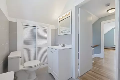 Bath - 210 Pleasant St, Marblehead, MA 01945 photo 1 of 3