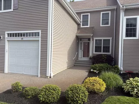 902 Main St #35, Hanson, MA 02341