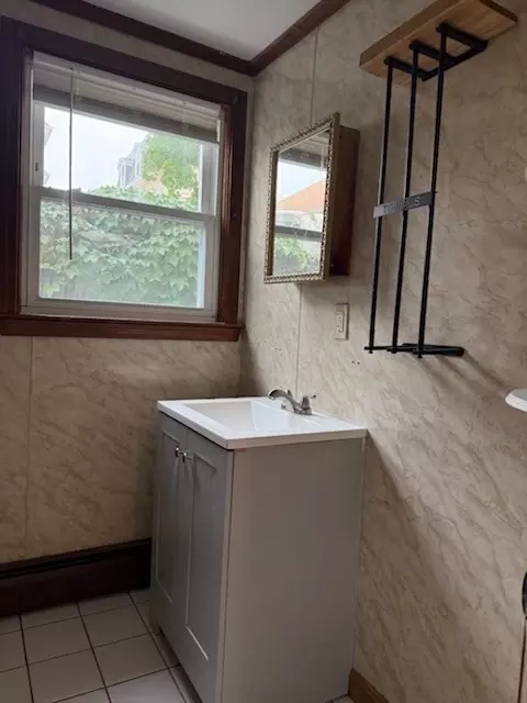 Bath - 58 Forest St, Fall River, MA 02721 photo 1 of 2