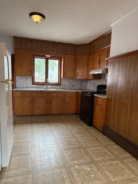 Kitchen - 58 Forest St, Fall River, MA 02721 photo 2 of 2
