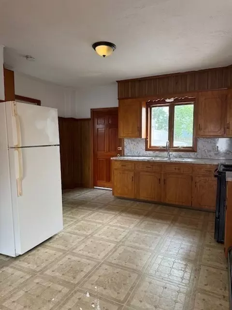 Kitchen - 58 Forest St, Fall River, MA 02721 photo 1 of 2