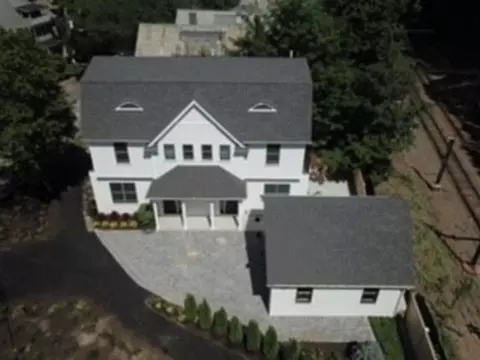 Exterior - 101 Sumner Rd #1, Brookline, MA 02445 photo 2 of 3