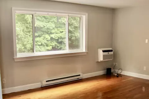 Living - 75 Nicholas Rd #G, Framingham, MA 01701 photo 2 of 6
