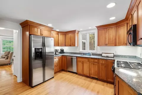 4 Park Ave, Dover, MA 02030 photo 15