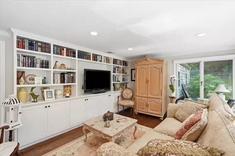 485 Main St, Hingham, MA 02043 photo 12
