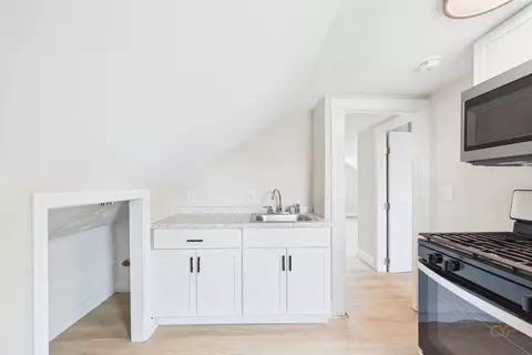 201 Wade St, Fall River, MA 02721 photo 31