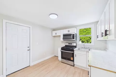 201 Wade St, Fall River, MA 02721 photo 7