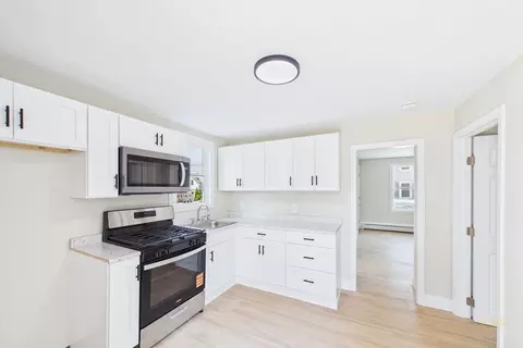 201 Wade St, Fall River, MA 02721 photo 9