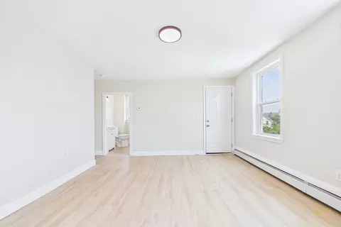 201 Wade St, Fall River, MA 02721 photo 16