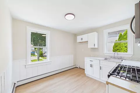 201 Wade St, Fall River, MA 02721 photo 19