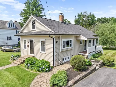 48 Sargent Ave, Leominster, MA 01453