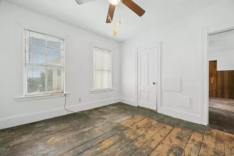 Bedroom - 188 Vernon St, Worcester, MA 01607 photo 7 of 12