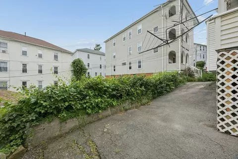 Exterior - 188 Vernon St, Worcester, MA 01607 photo 3 of 3