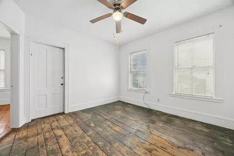 Bedroom - 188 Vernon St, Worcester, MA 01607 photo 12 of 12