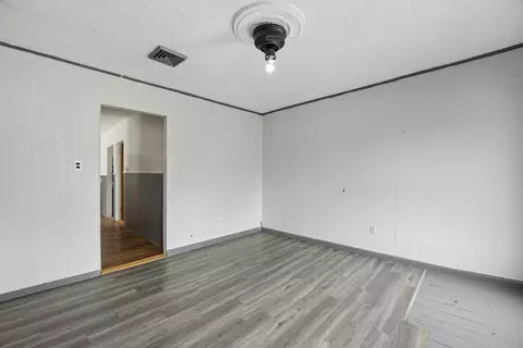 Living - 188 Vernon St, Worcester, MA 01607 photo 4 of 4
