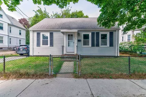 72 French St, Quincy, MA 02171