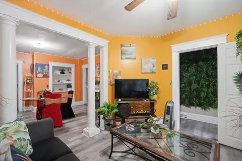 18-20 Kendall St, Springfield, MA 01104 photo 6