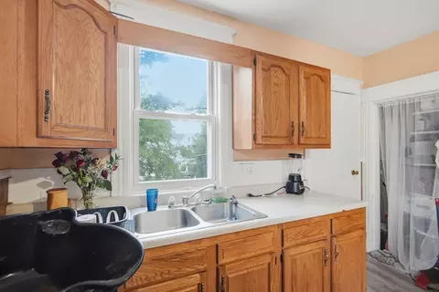 18-20 Kendall St, Springfield, MA 01104 photo 27