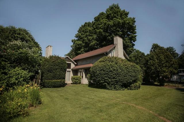 5 Hampden Ct, Monson, MA 01057